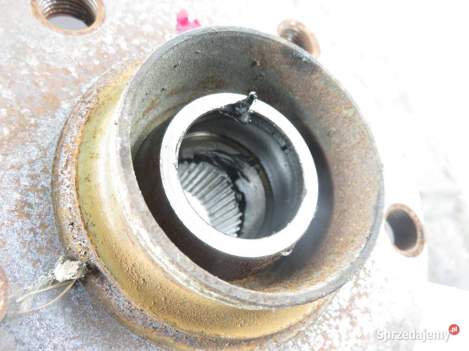 ZWROTNICA PIASTA PRZEDNIA PRAWA VW PHAETON 30 Piasty i łożyska kół