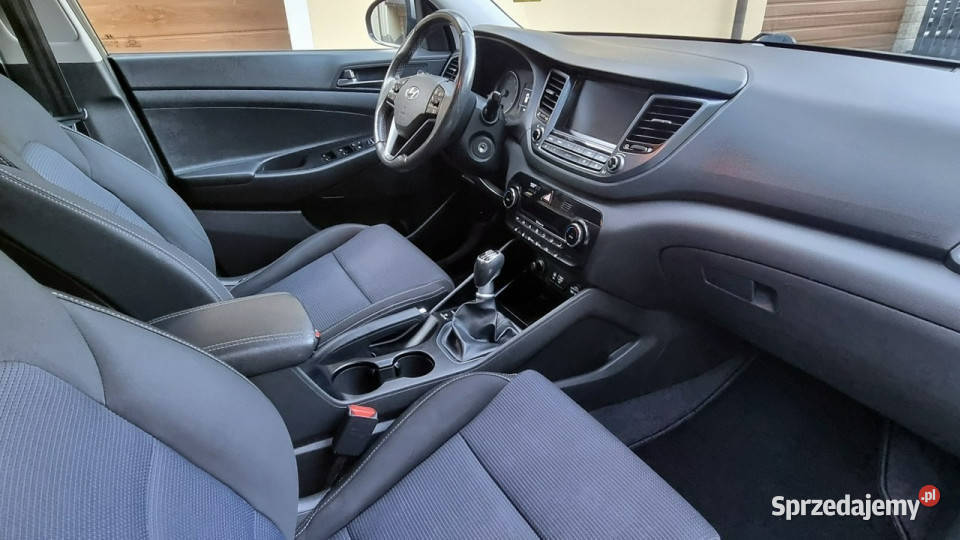 Hyundai Tucson 16 Turbo NaviKamera Super Stan relingi dachowe Płońsk