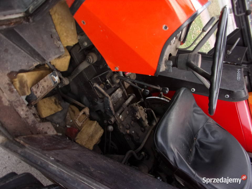 Ciągnik URSUS 2812 z pługiem do śniegu dostępny łódzkie Opoczno