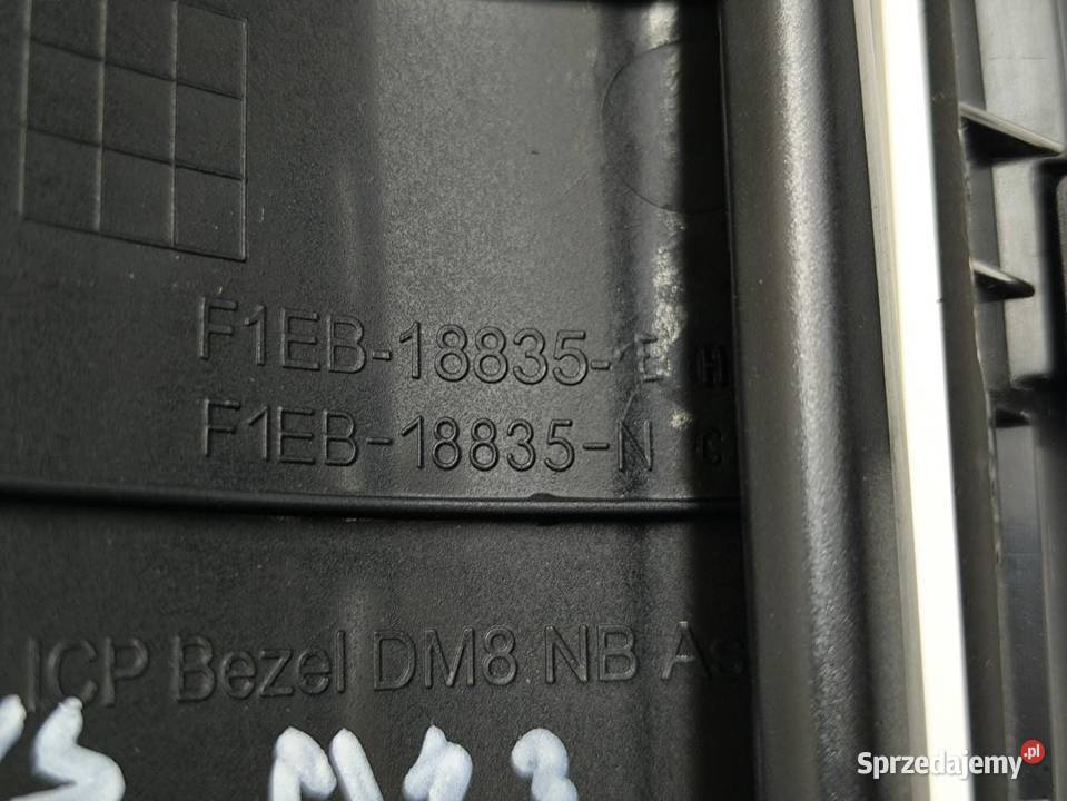 PANEL RAMKA WYSWIETLACZA NAWI FORD FOCUS MK3