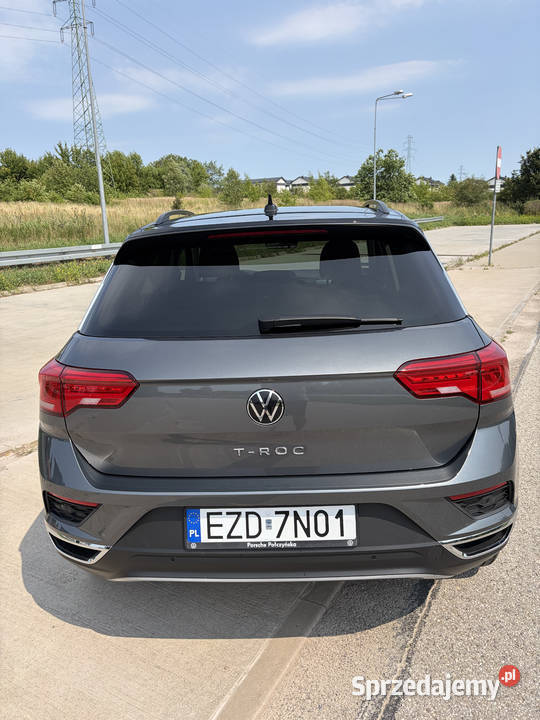 Volkswagen TRoc 15 TSI 150 DSG Advance Salon 1