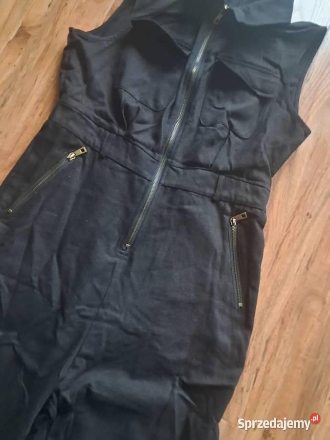 nowy czarny kombinezon z krótkim rękawem uoozee Sandomierz sprzedam