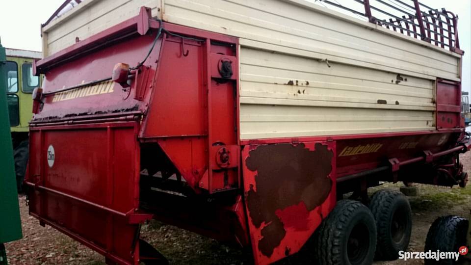 przyczepa do zielonek strautmann 810 ton raty 05 maszyny do zbioru roślin Probostwo Górne sprzedam