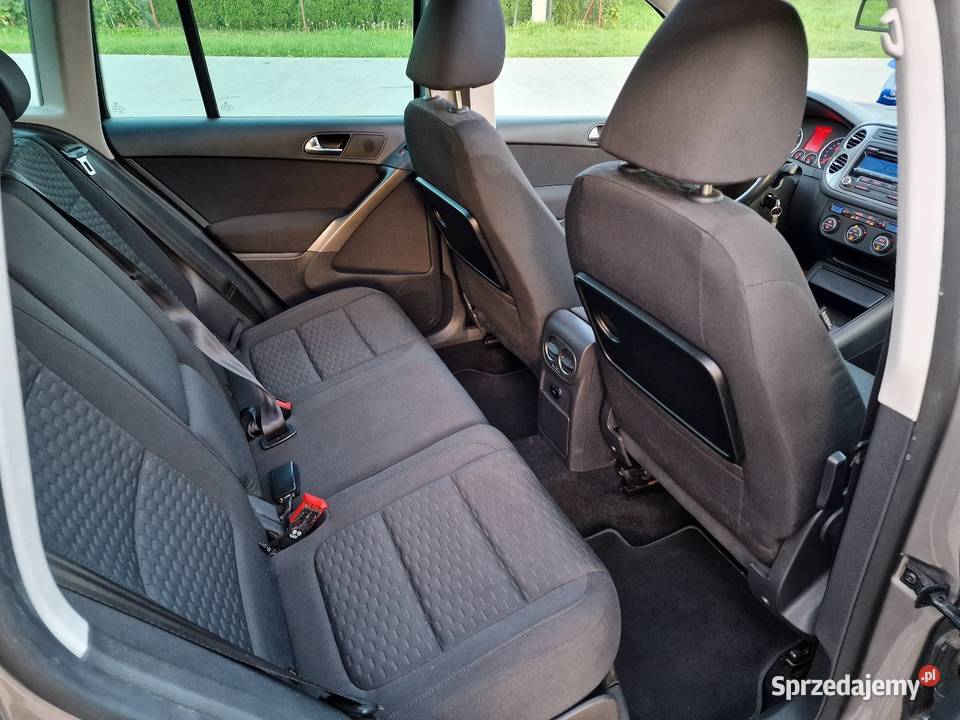 VW Tiguan 20 TDI 4X4 Panorama Grzane fotele lakier metallic