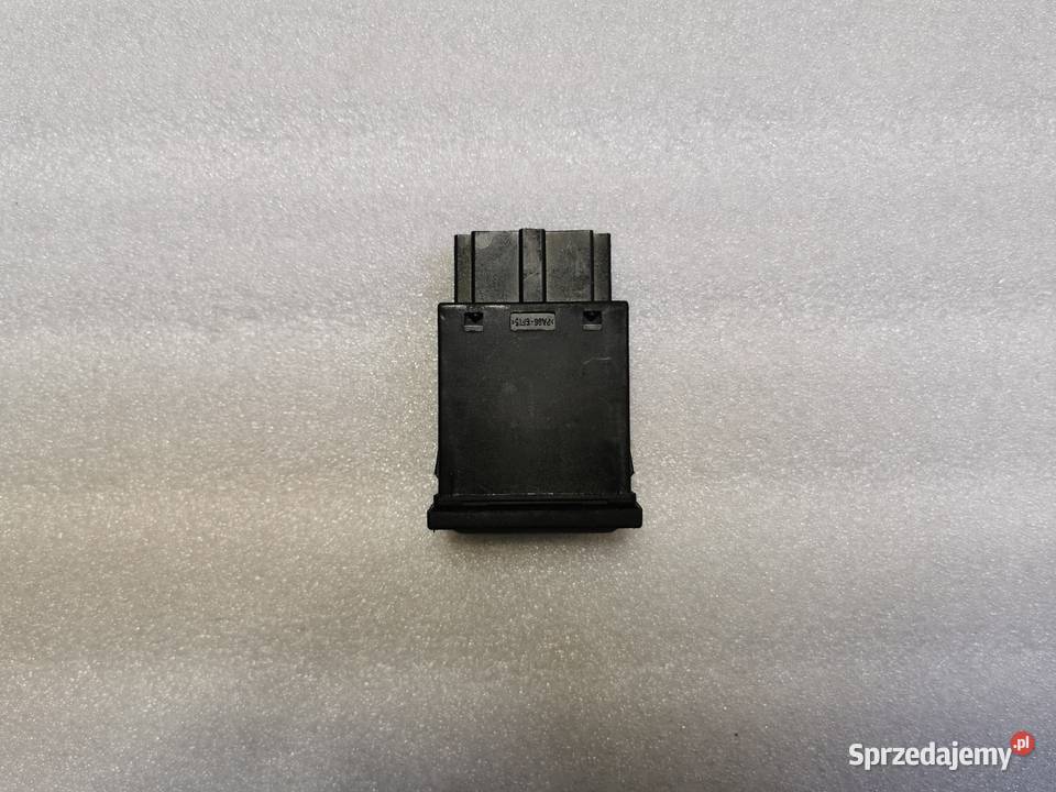 Przełącznik Włącznik Podgrzewania Szyby Skoda sprzedam