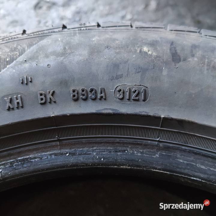 Opony wielosezonowe Pirelli Samochodowe