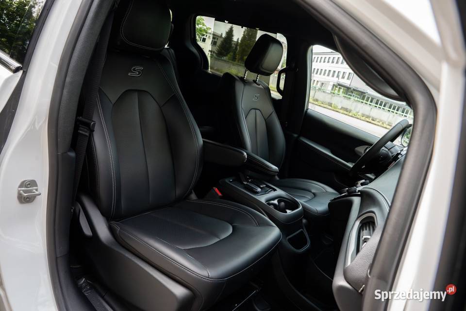 Chrysler Pacifica S 2024r Zadbana bezwypadkowa 42500km