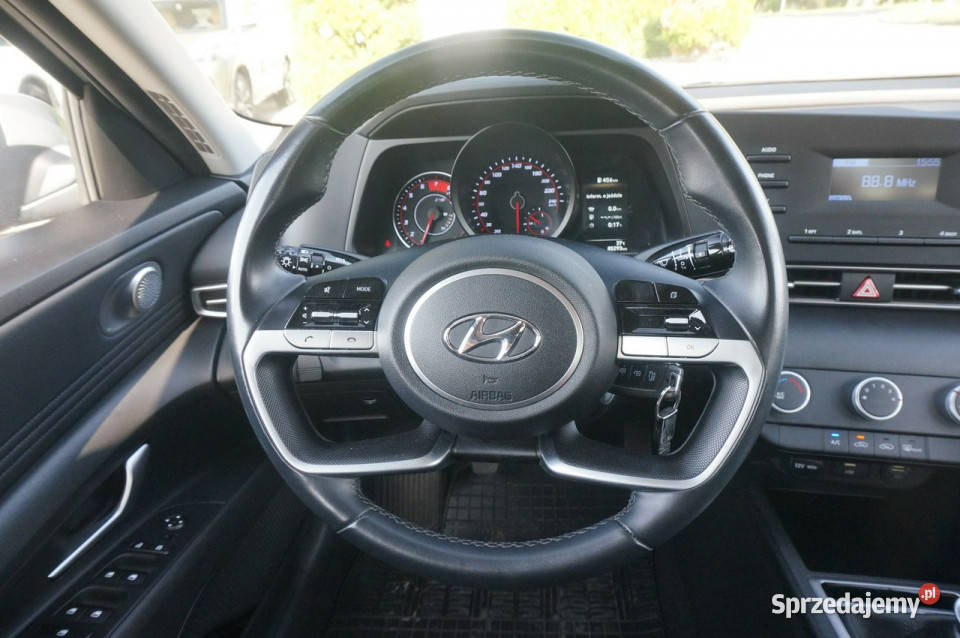 Hyundai Elantra 16123 Modern Salon Fakura Vat 23 Poznań