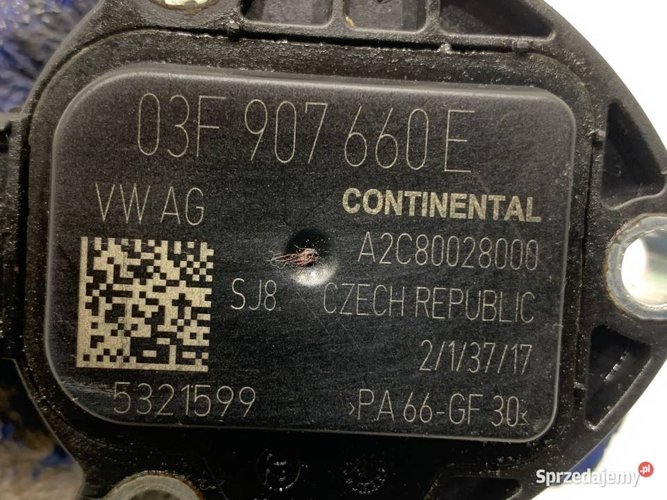 CZUJNIK POZIOMU OLEJU VW TOURAN 03F907660E 18 sprzedam