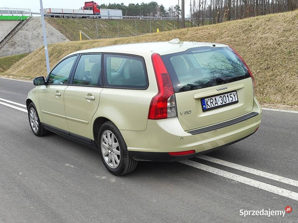 VOLVO V50 LIFT 20 DIESEL IGŁA ZADBANE 6 LAT W manualna Poręba