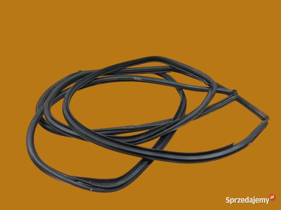 USZCZELKA DRZWI PRAWY LEWY TYŁ KAROSERYJNA KOMBI świętokrzyskie