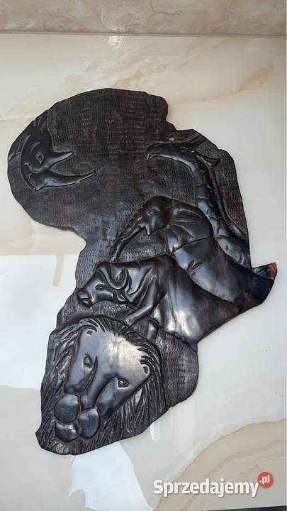 Afrykańska mapa Płaskorzeźba z drewna Lew i Gdańsk