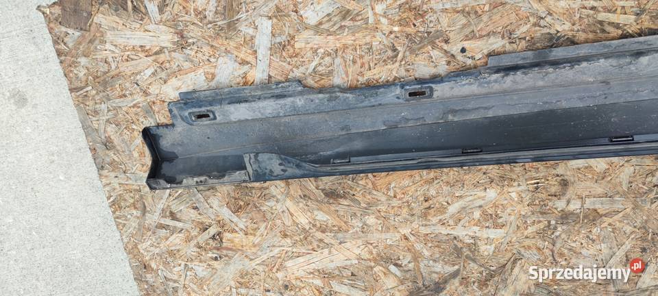 LISTWA PROGOWA LEWA AUDI A6 C8 4K0853855 LY9T osobowe Przystajń
