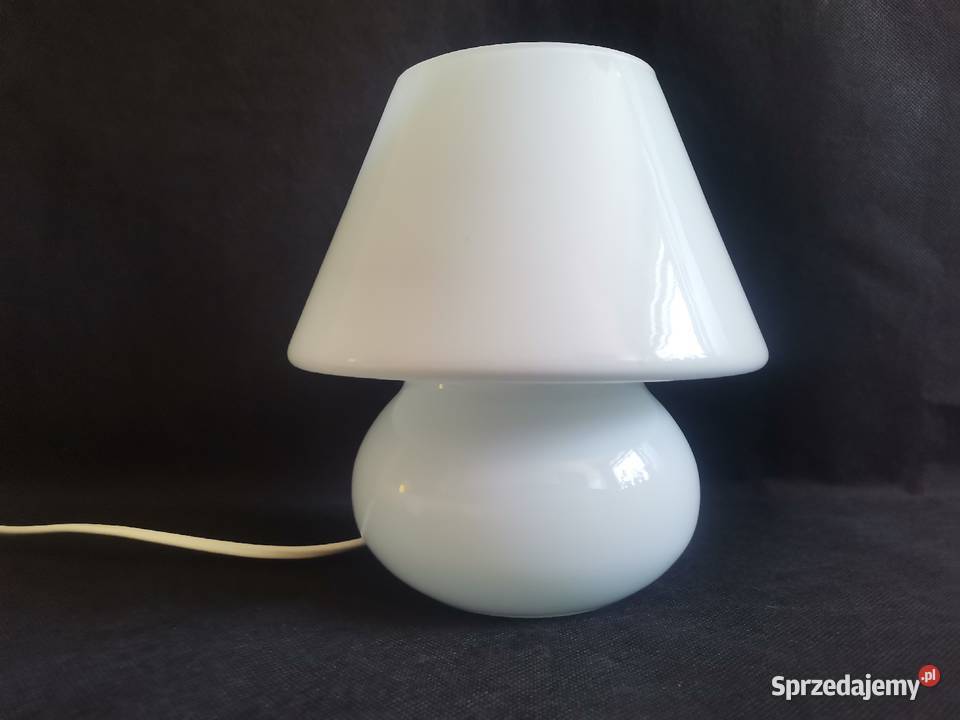 Stara biała szklana lampa lampka Grzybek design śląskie Siemianowice Śląskie