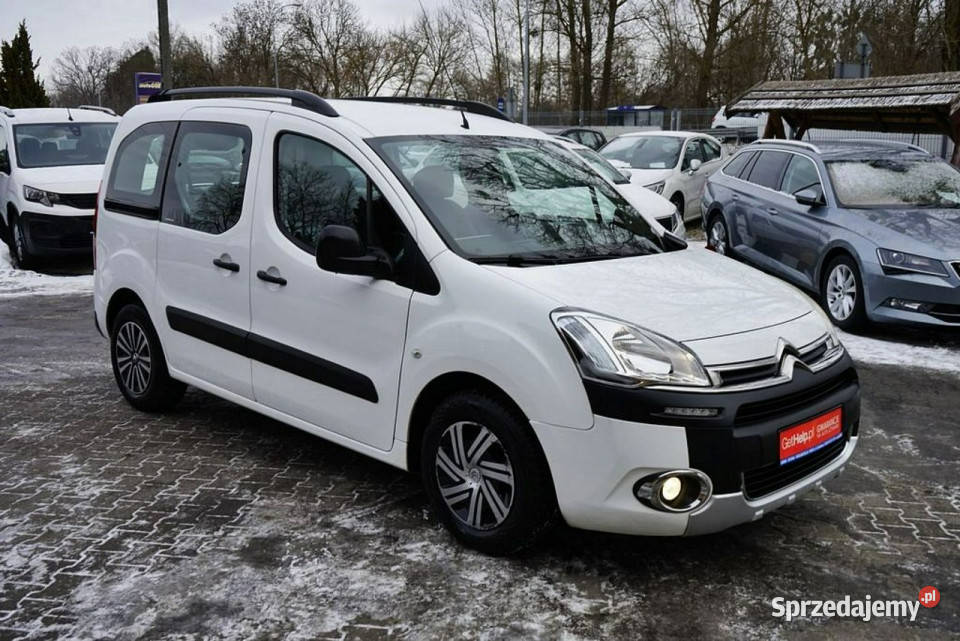 Citroen Berlingo 16HDI Klima 5 osób 2012r mazowieckie