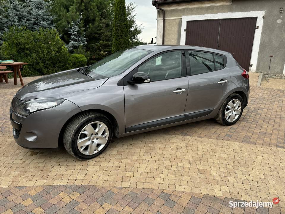 Renault Megane 3 16 benzyna 110 2011 r 1598cm3 Lasocin sprzedam