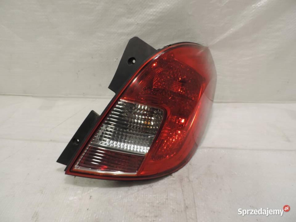 OPEL ANTARA LIFT LAMPA PRAWA TYŁ UK ANGLIK sprzedam