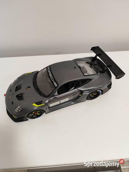 Porsche 911 GT2 RS Clubsport 25