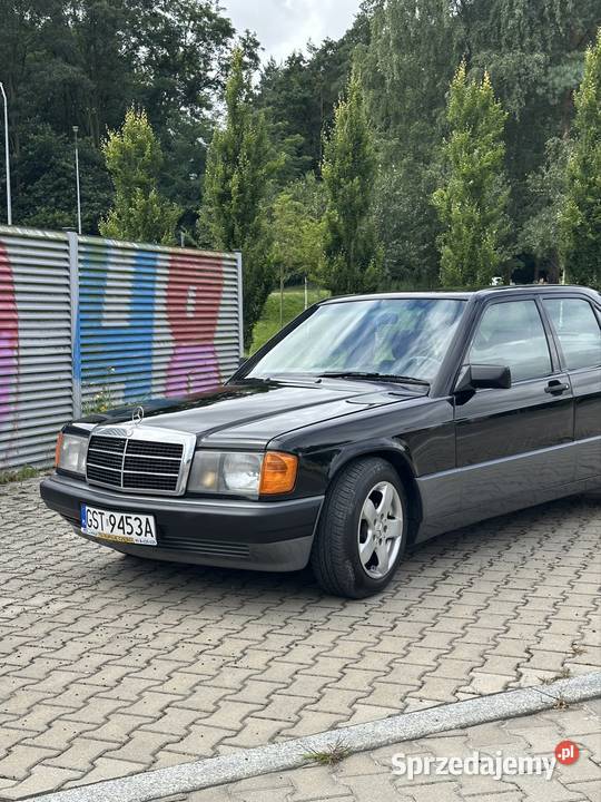 Mercedes w201 190 18 benzyna aluminiowe felgi Police sprzedam