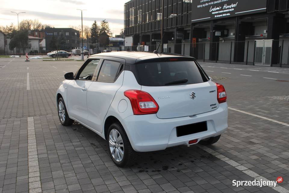 Suzuki Swift 4x4 12 Hybryda 90 Klima Alufelgi czujnik deszczu małopolskie Nowy Sącz sprzedam