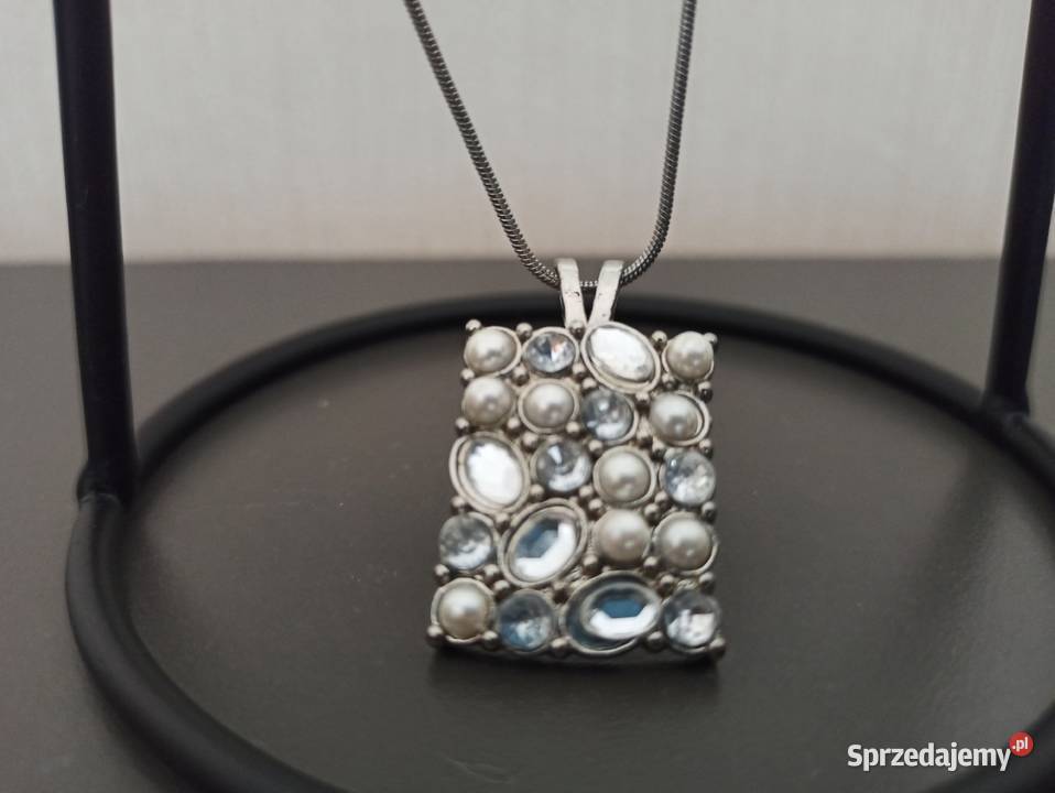 Łańcuszek z wisiorkiem Białystok sprzedam