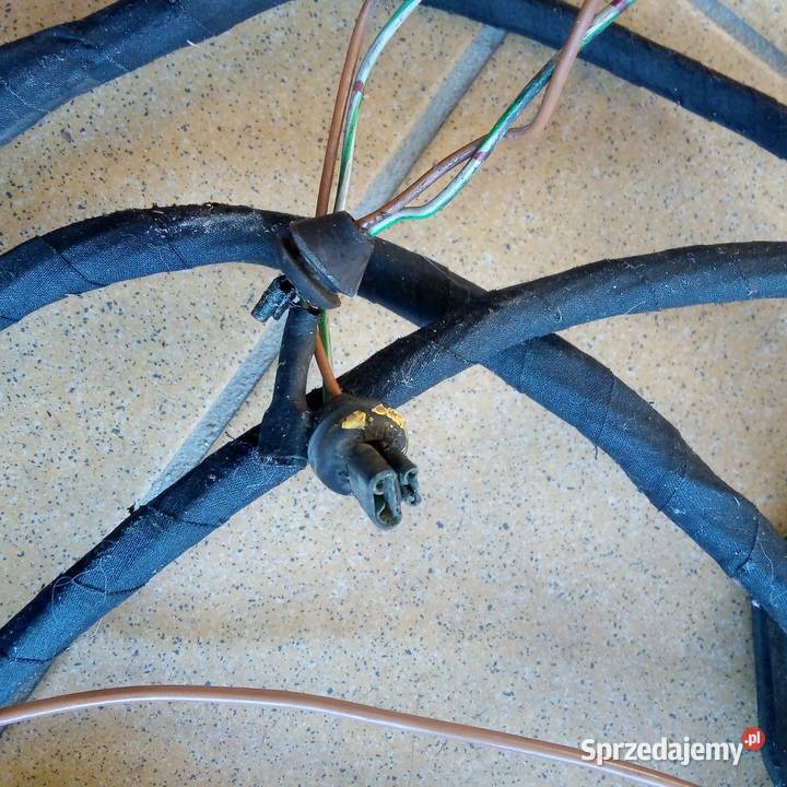instalacja tylna do klapy podnoszonej z 1999r dolnośląskie