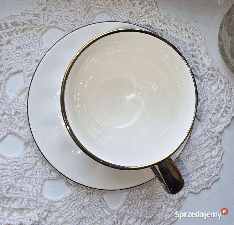 Filiżanka ze spodeczkiem nowa Złota dekoracja Sosnowiec