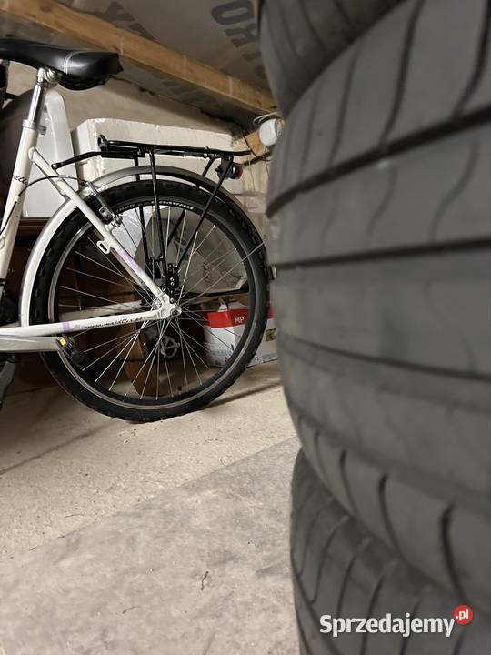 Opony Bridgestone 225 55 r 18 Samochodowe śląskie Praszczyki