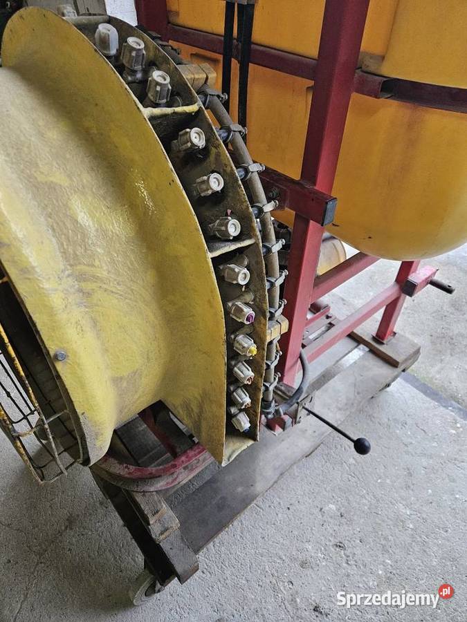 Opryskiwacz sadowniczy 400l Promar