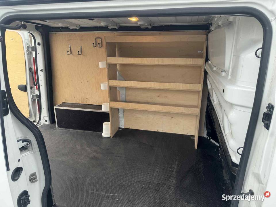 Renault Trafic niski przebieg FV23 idealny stan Van / Minibus Trafic Uwieliny