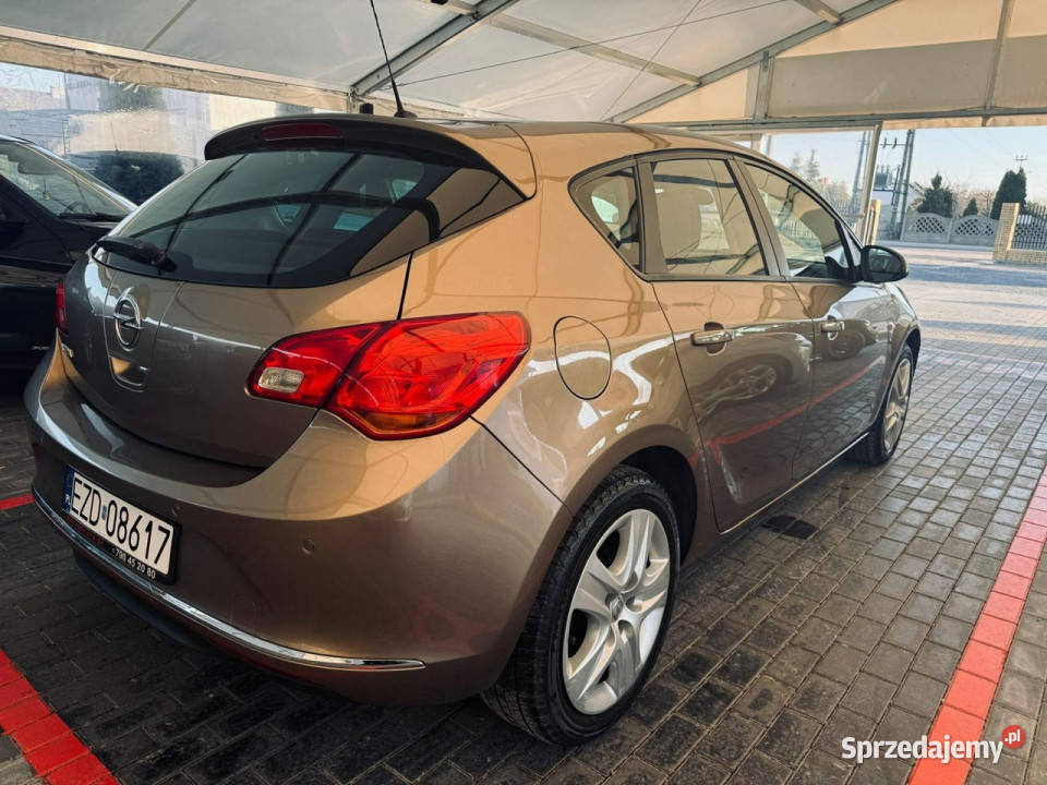 Opel Astra Lifcie 14 Benzyna GAZ 6 Biegów J Zduńska Wola