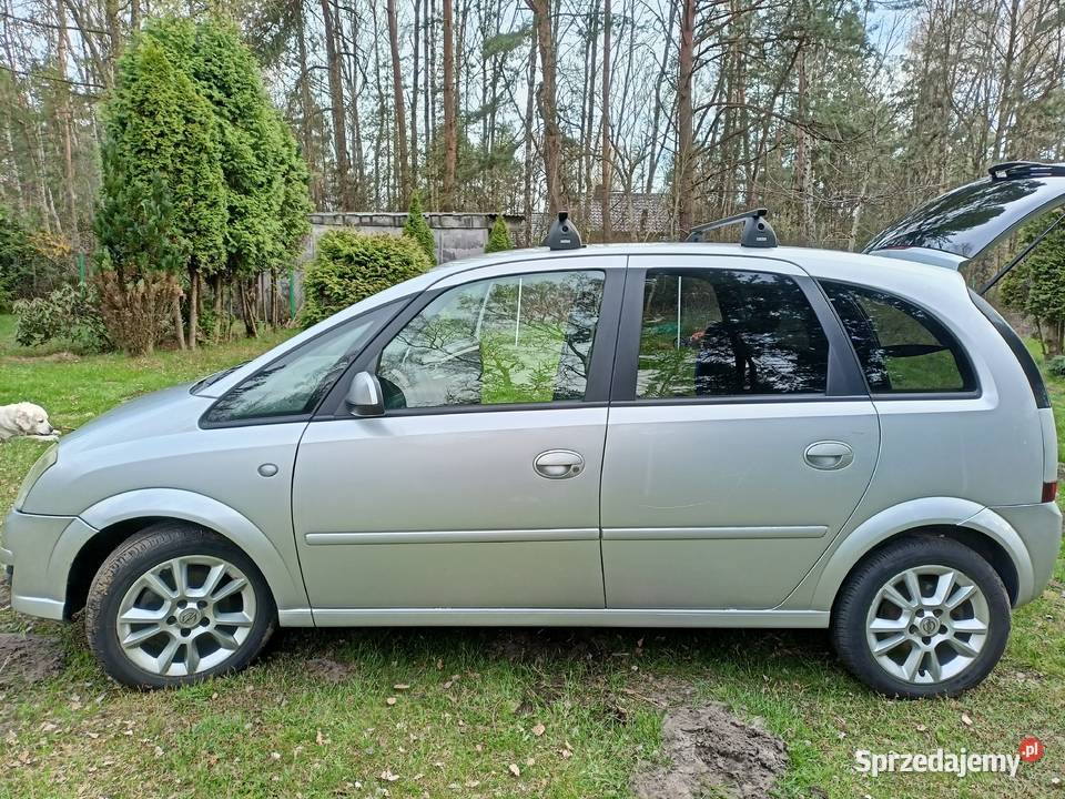 Meriva model Cosmo klimatyzacja hak bezwypadkowa klimatyzacja Sosnowiec