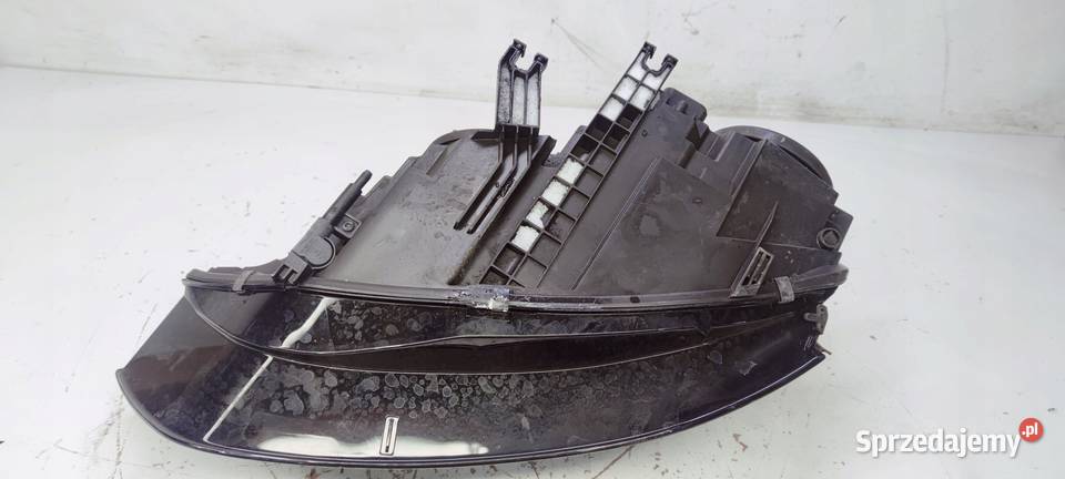 REFLEKTOR PRAWY AUDI A4 B8 LIFT UK 8K0941004M