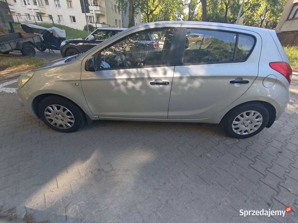 Syndyk sprzeda Hyundai i20 12 2010r mazowieckie Warszawa