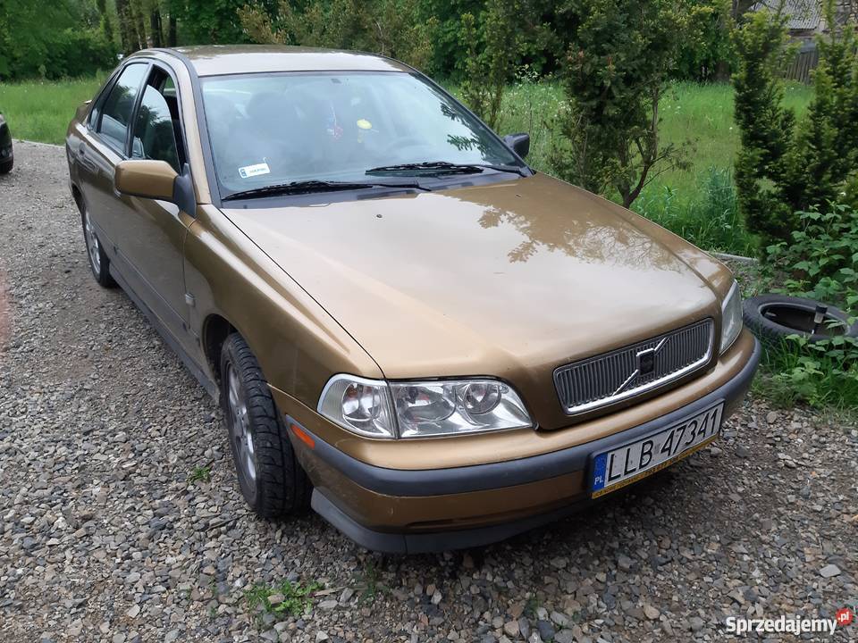 Volvo s40 benzynagaz nieuszkodzony Michów sprzedam