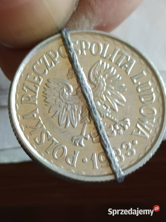 Sprzedam monete 1 zloty 1983 r lekka skrętka bbb Chełm