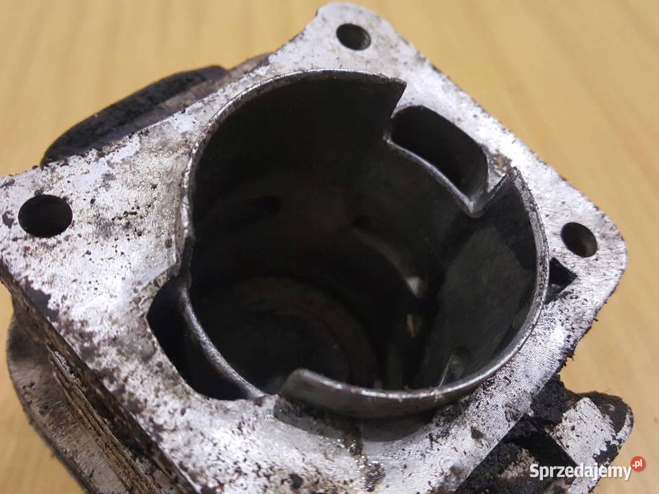 OLEOMAC 261 CYLINDER TŁOK KOMPLET ORYGINAŁ Osięciny sprzedam