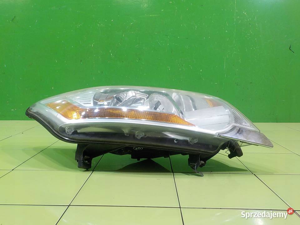FORD KUGA MK1 I 20 TDCI 08r 5D lampa prawa przod Oświetlenie