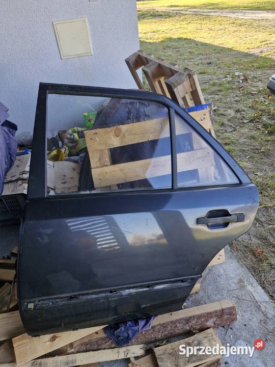 mercedes w124 drzwi kompletne osobowe
