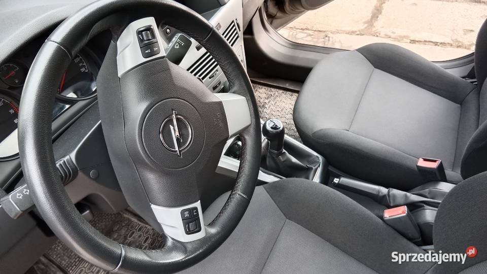 Opel Astra III H hatchback 5 drzwi 16 ECOTEC 115 warmińsko-mazurskie Ełk sprzedam