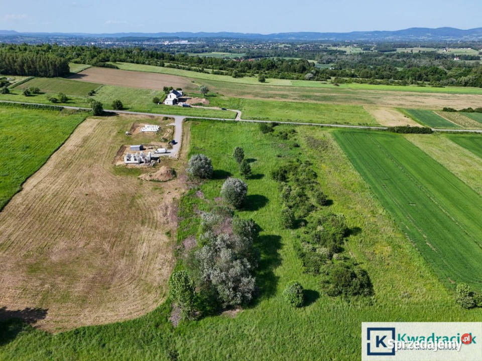 Grunt sprzedam 5800m2 Zręcin 35m