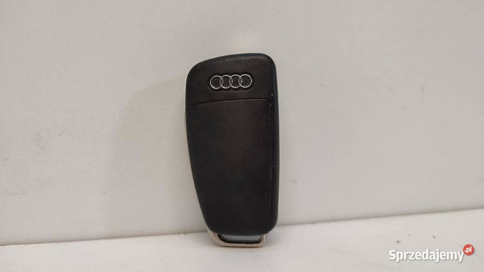AUDI Q2 KLUCZYK PILOT SCYZORYK 5FA010780