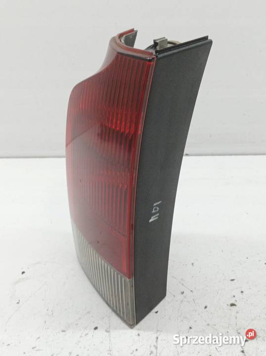 LAMPA TYŁ LEWA KOMBI Volvo V70 II 19992007 osobowe świętokrzyskie