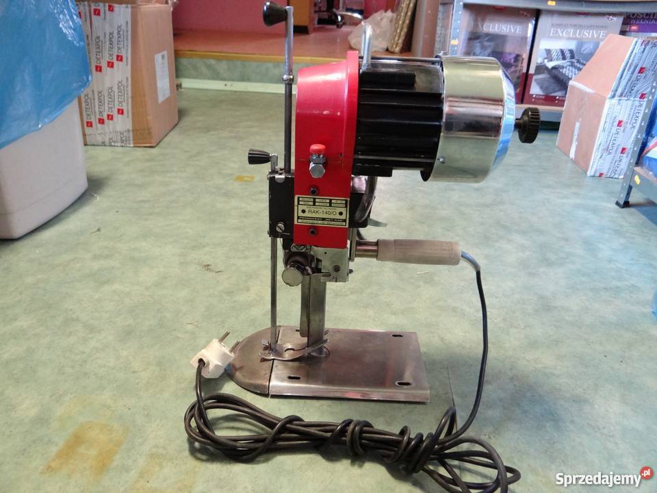 Nóż krawiecki pionowy RAK 1400 Produkcja Zaborowice