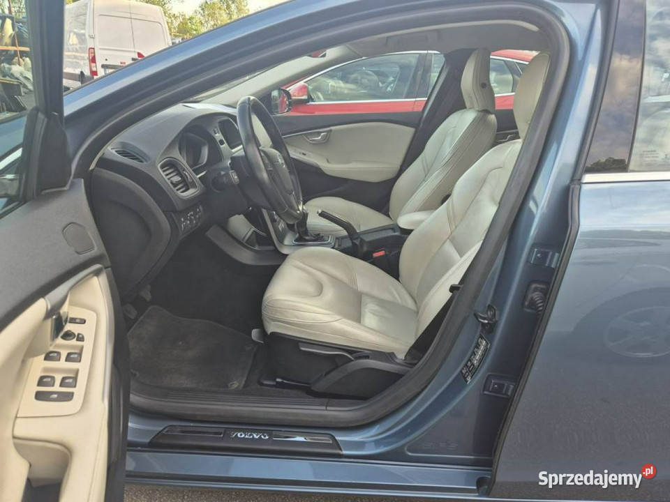 Volvo V40 20D 5cylindrów D3 150 Zarejestrowane nieuszkodzony