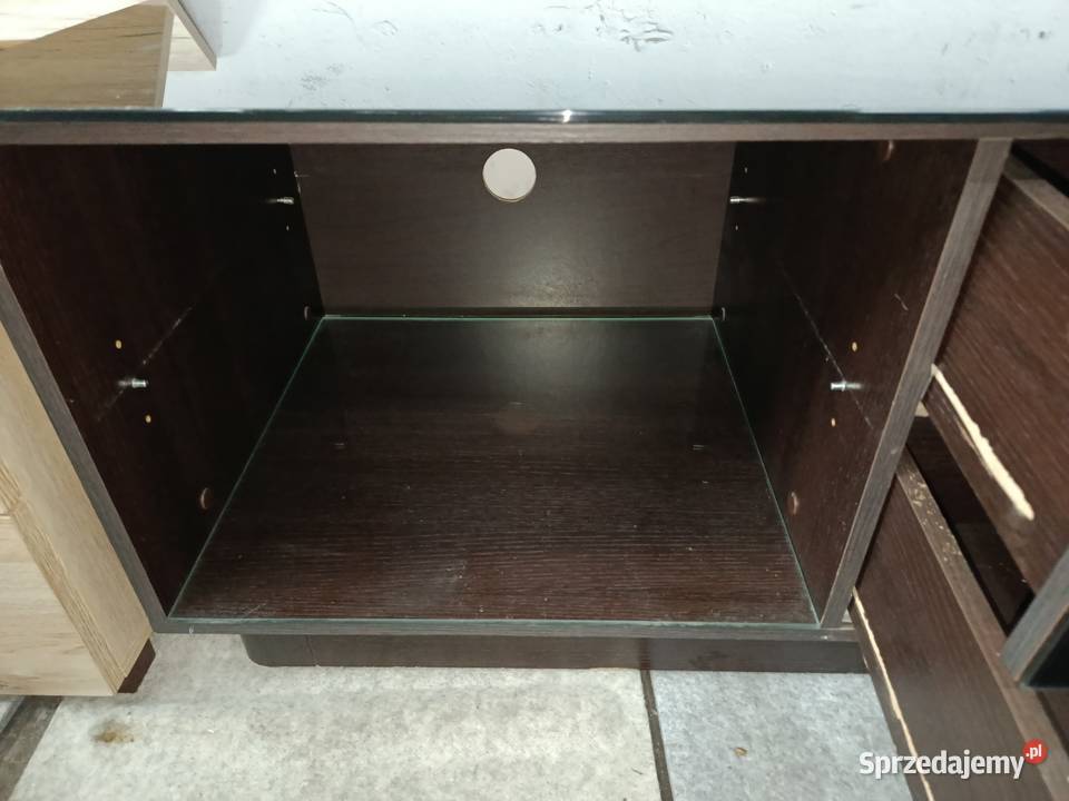 Zestaw ze szklanymi blatami RTV stolik RTV Debrzno