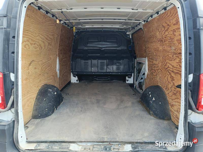 MERCEDESBENZ VITO 114 2018 214300 ccm 136 mazowieckie Warszawa