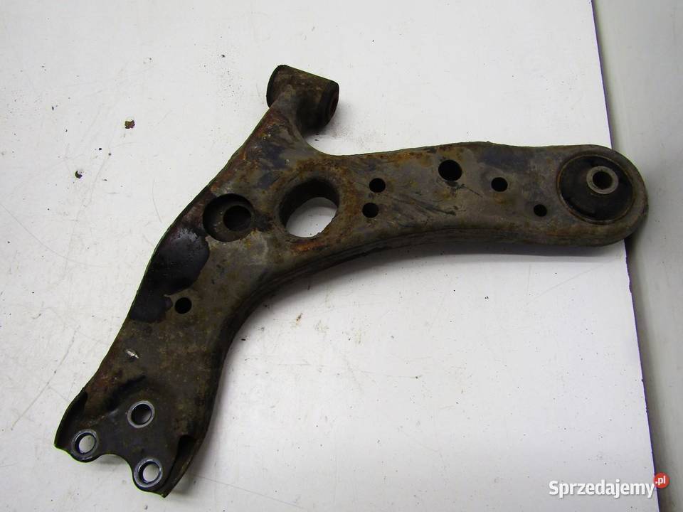 WAHACZ PRAWY PRZÓD 18 HYBRID TOYOTA PRIUS III osobowe