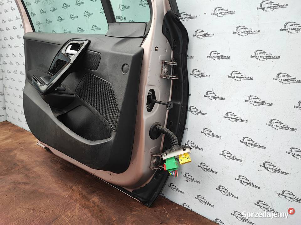 PEUGEOT 208 I 14r drzwi lewe przód 20 mikronów osobowe Kielce