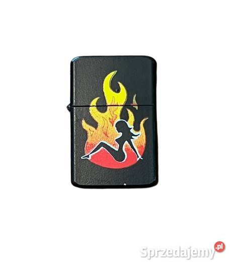 Zapalniczka Benzynowa z Sylwetką Dziewczyny w Ostrowy nad Okszą